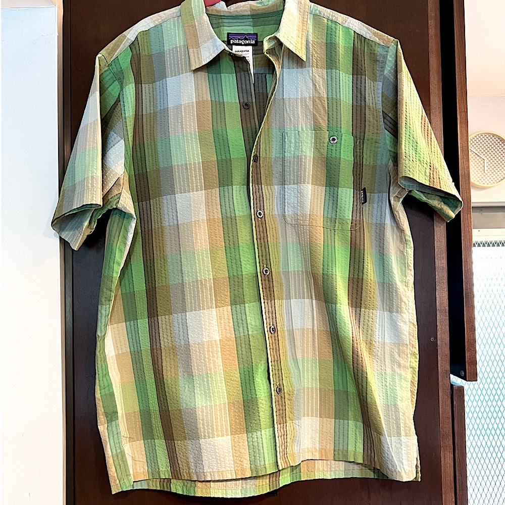 Patagonia Mens XL Short Sleeve Plaid Button Down Shirt Green & Brown